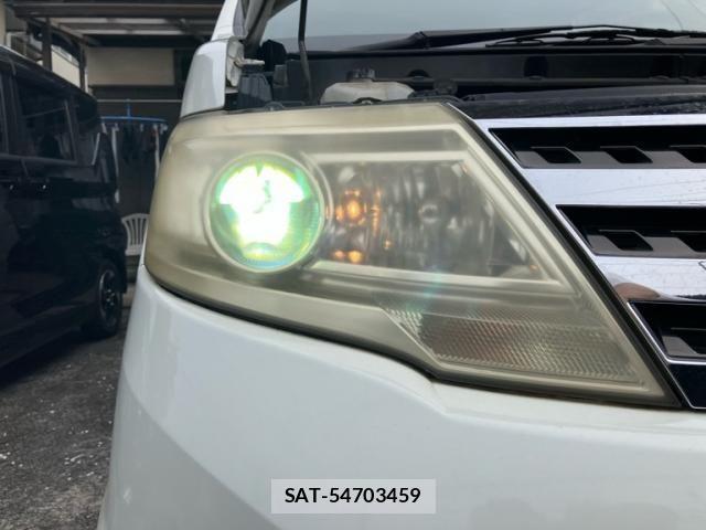 Nissan SERENA 2009-07 8038129-28