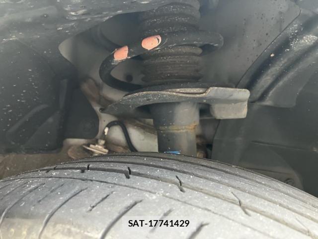 Nissan SERENA 2018-07 8038123-8