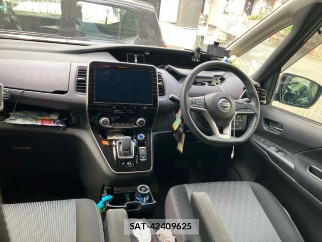 Nissan SERENA 2020-10 8038122-6