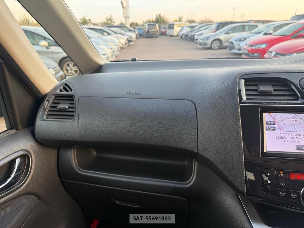 Nissan SERENA 2013-11 1404405-20