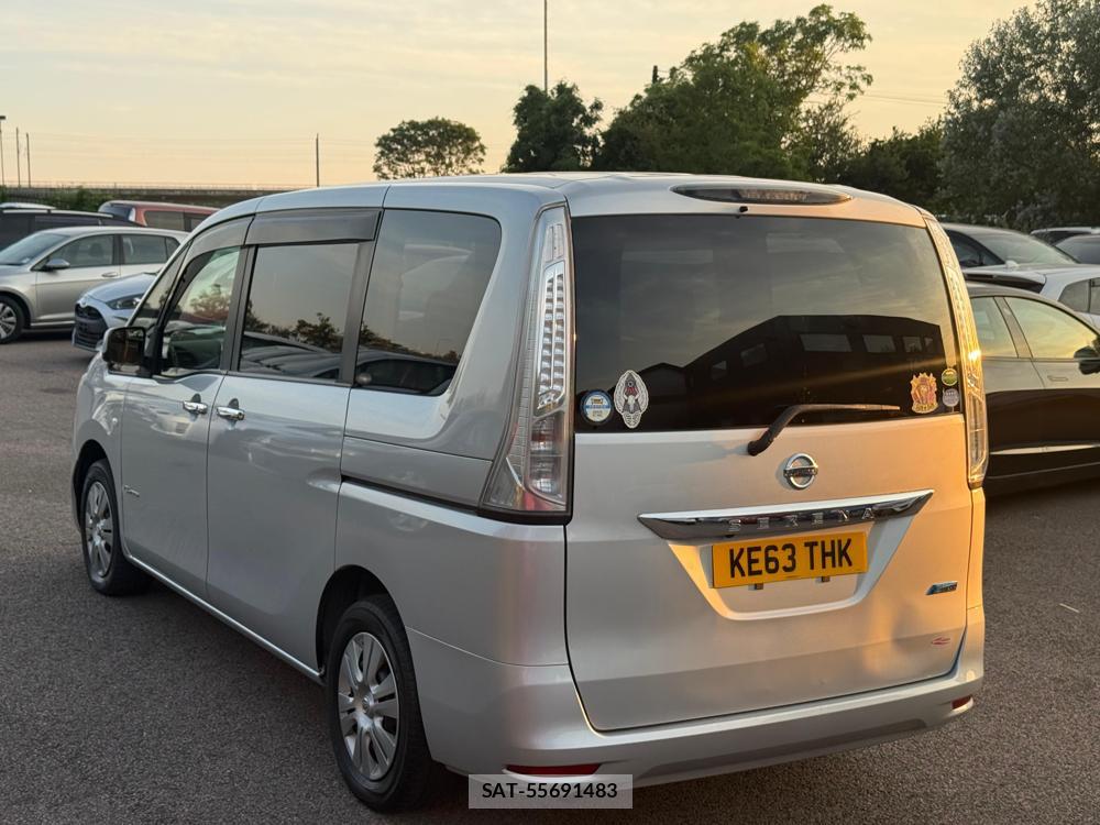 Nissan SERENA 2013-11 1404405-2