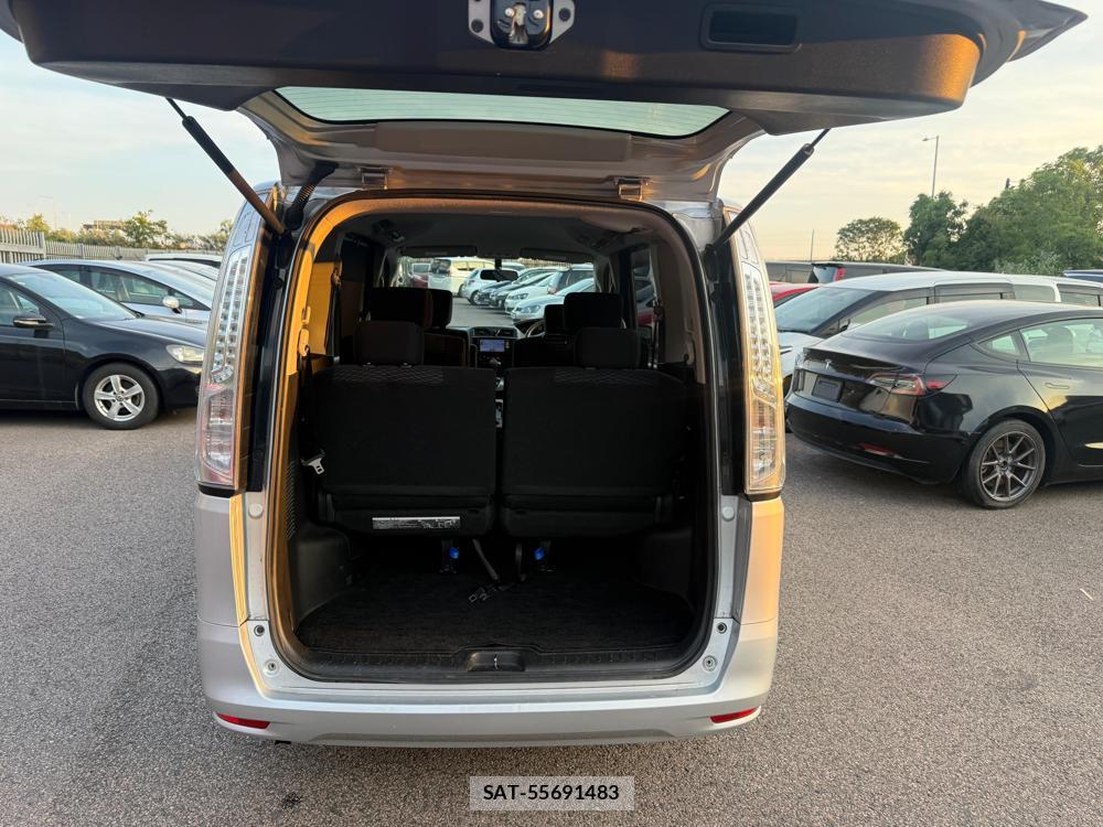 Nissan SERENA 2013-11 1404405-34