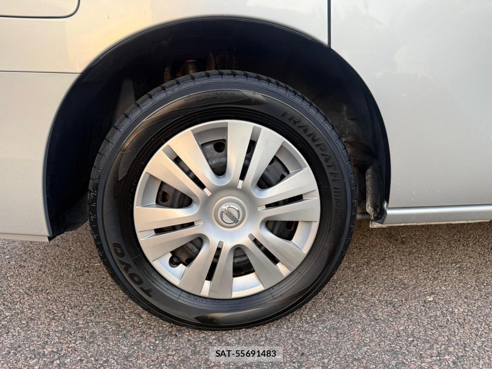 Nissan SERENA 2013-11 1404405-38