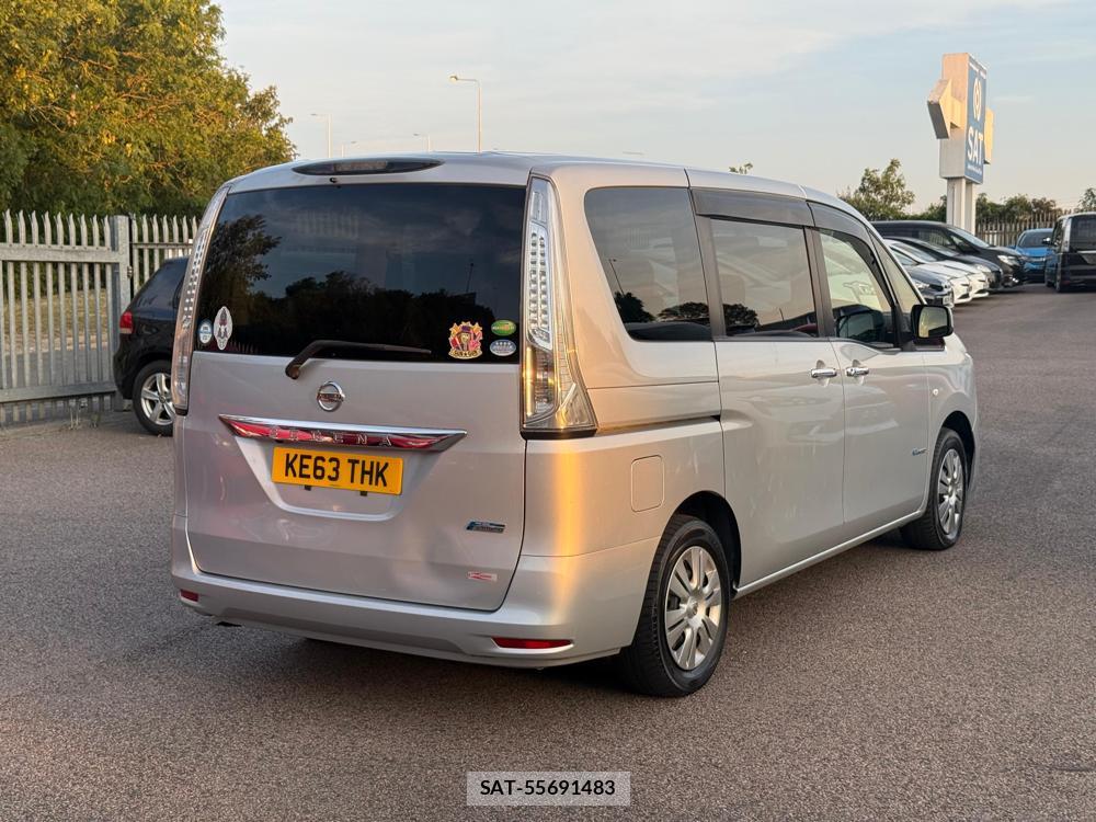 Nissan SERENA 2013-11 1404405-4