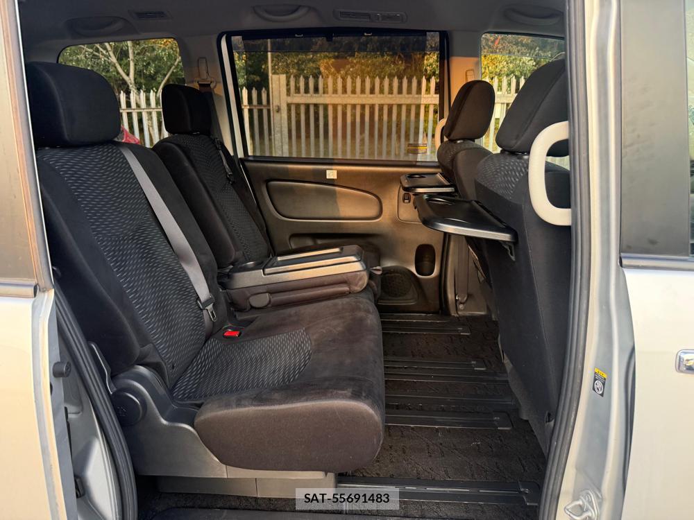 Nissan SERENA 2013-11 1404405-8