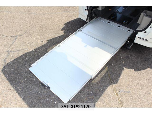 Nissan SERENA 2021-05 8075479-2