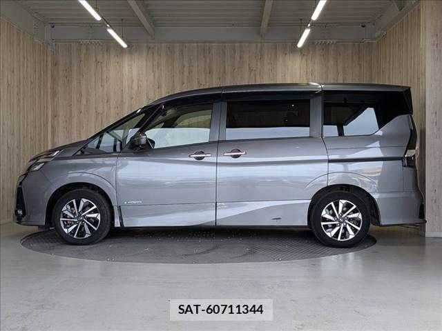 Nissan SERENA 2021-06 8075486-21