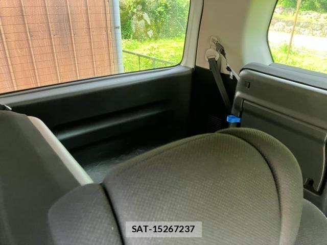 Nissan SERENA 2012-05 8075503-15