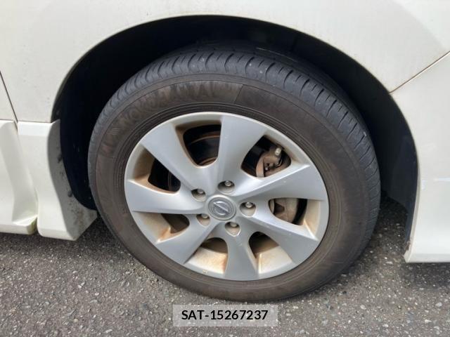 Nissan SERENA 2012-05 8075503-4