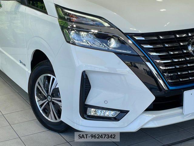 Nissan SERENA 2022-11 8075478-11