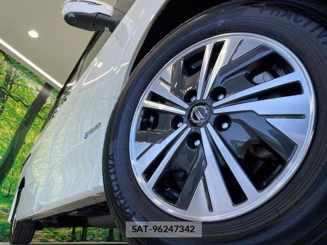 Nissan SERENA 2022-11 8075478-12