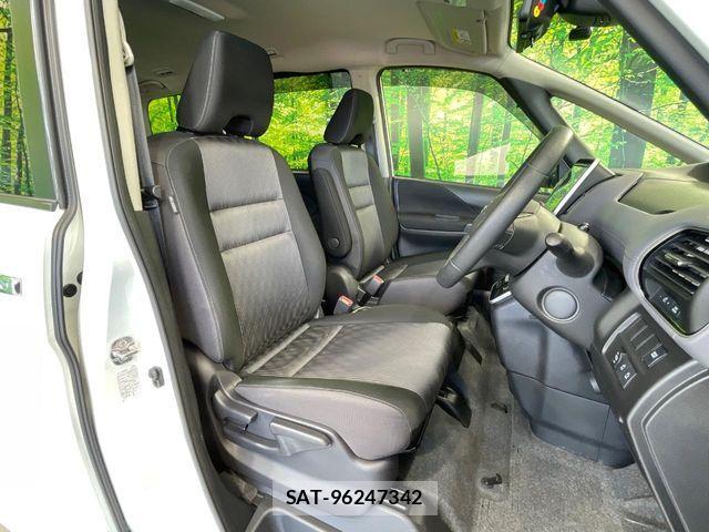 Nissan SERENA 2022-11 8075478-6