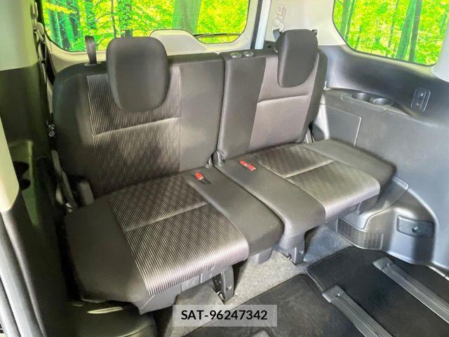 Nissan SERENA 2022-11 8075478-8