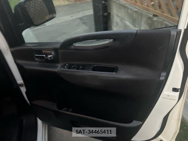 Nissan SERENA 2010-03 8075502-9