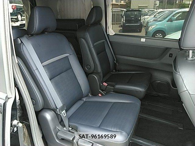 Nissan SERENA 2024-01 8075475-11