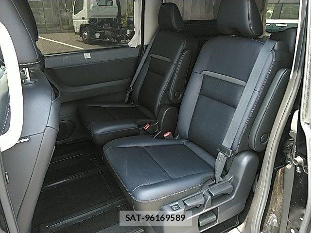 Nissan SERENA 2024-01 8075475-12