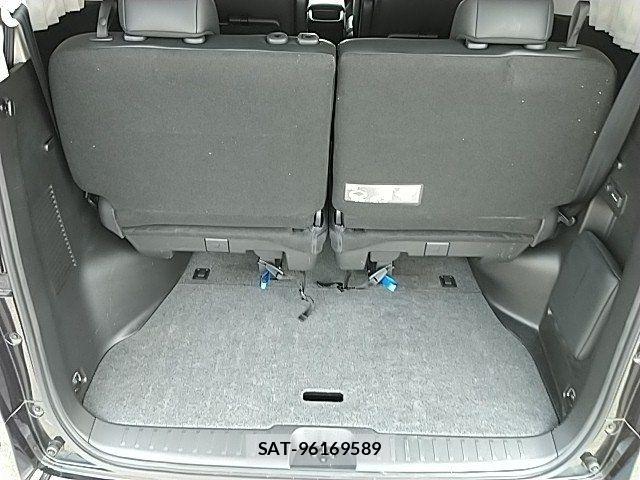 Nissan SERENA 2024-01 8075475-13