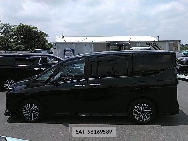 Nissan SERENA 2024-01 8075475-15