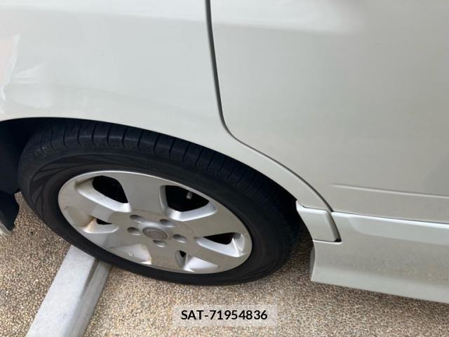 Nissan SERENA 2009-05 8075504-9