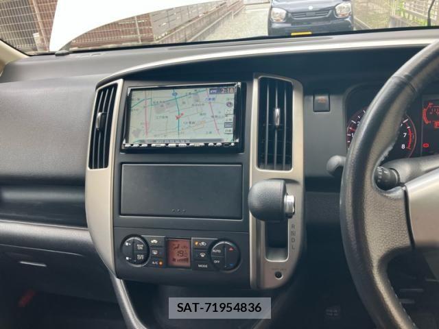 Nissan SERENA 2009-05 8075504-21
