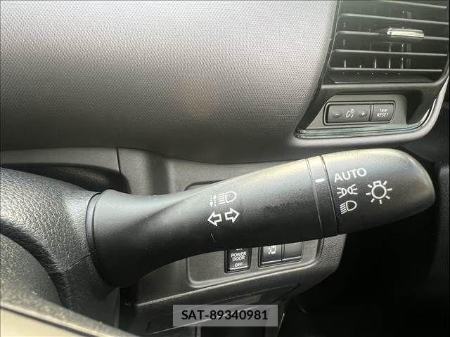 Nissan SERENA 2021-06 8075496-25