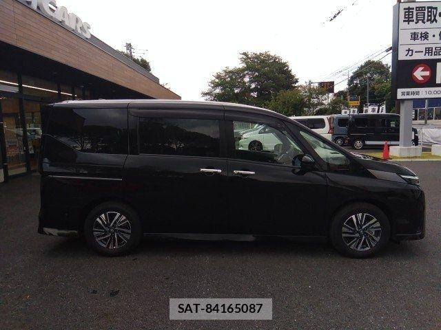Nissan SERENA 2023-09 8075470-16