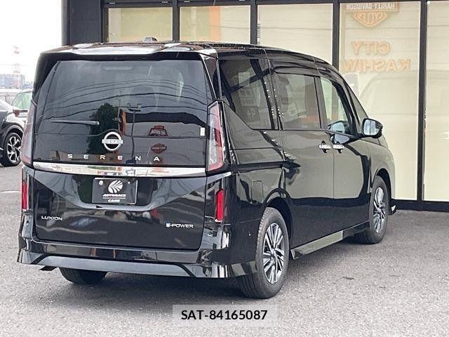 Nissan SERENA 2023-09 8075470-2