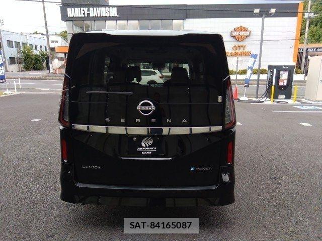 Nissan SERENA 2023-09 8075470-4