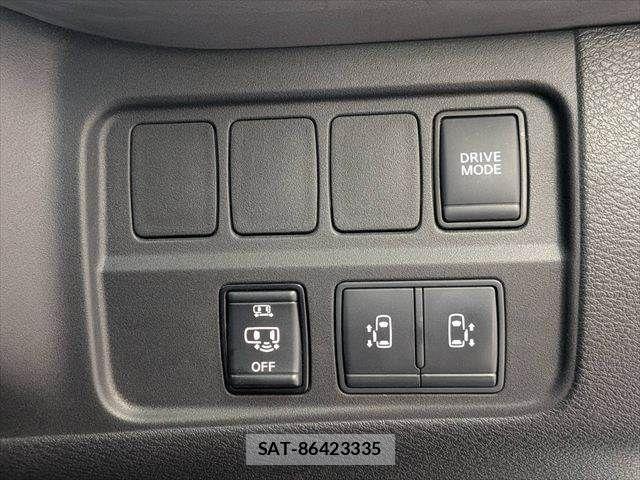 Nissan SERENA 2021-09 8075487-5