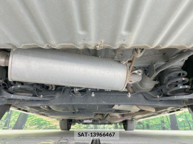 Nissan SERENA 2023-07 8101762-18