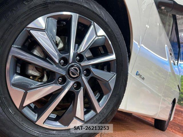Nissan SERENA 2022-07 8101772-13