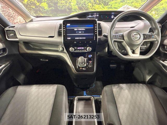 Nissan SERENA 2022-07 8101772-1