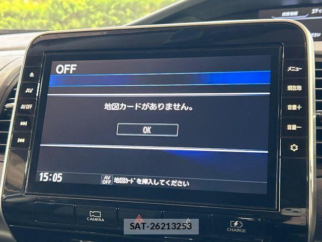 Nissan SERENA 2022-07 8101772-3
