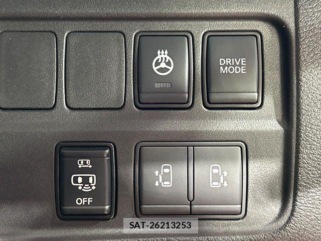 Nissan SERENA 2022-07 8101772-4