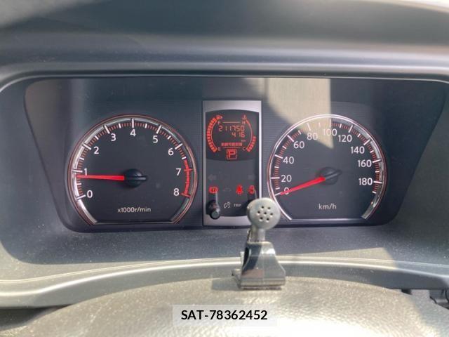 Nissan SERENA 2009-08 8101802-14