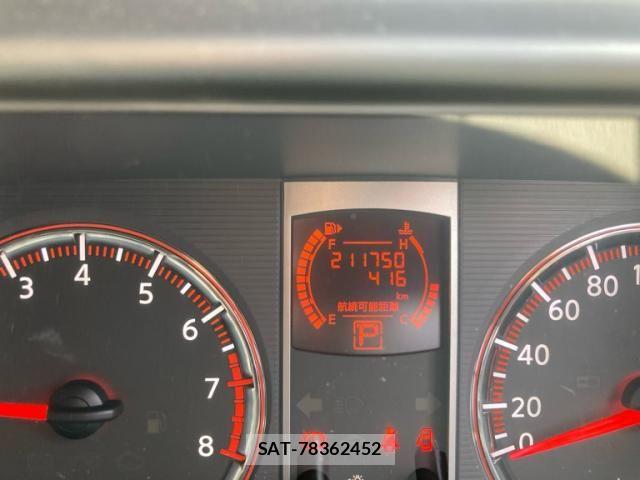 Nissan SERENA 2009-08 8101802-15