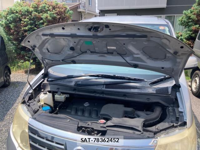 Nissan SERENA 2009-08 8101802-23