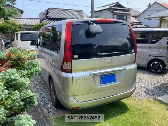 Nissan SERENA 2009-08 8101802-3