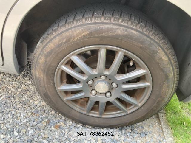 Nissan SERENA 2009-08 8101802-7