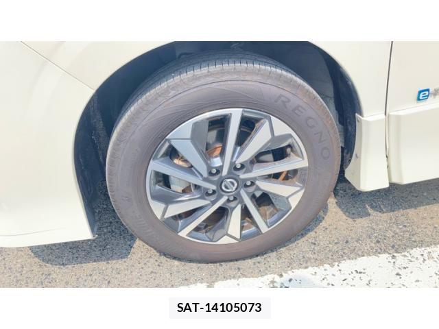 Nissan SERENA 2022-02 8101775-4