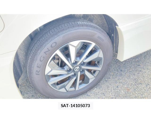Nissan SERENA 2022-02 8101775-6