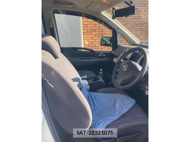 Nissan SERENA 2006-07 8101799-13