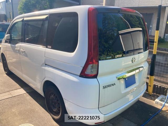 Nissan SERENA 2006-07 8101799-2