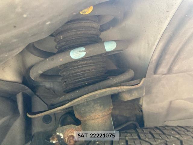 Nissan SERENA 2006-07 8101799-4