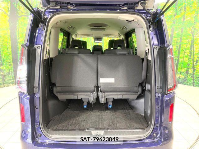 Nissan SERENA 2023-08 8101757-10