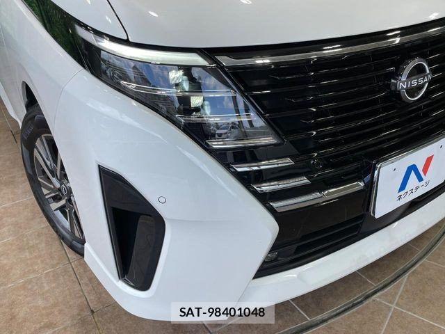 Nissan SERENA 2023-06 8101763-12