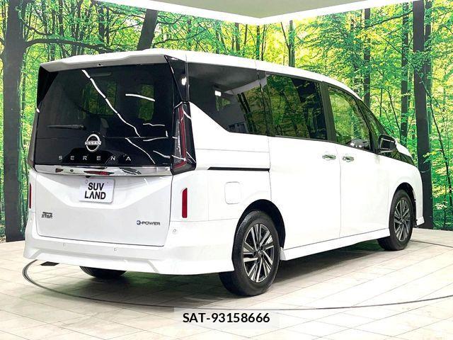 Nissan SERENA 2024-09 8101768-18
