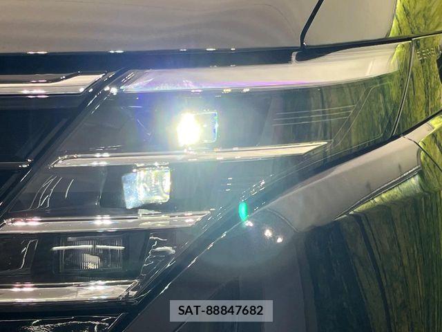 Nissan SERENA 2023-11 8101771-12