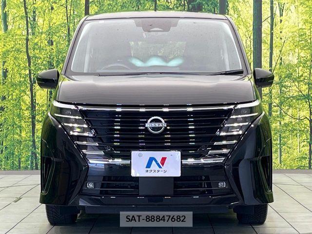 Nissan SERENA 2023-11 8101771-14