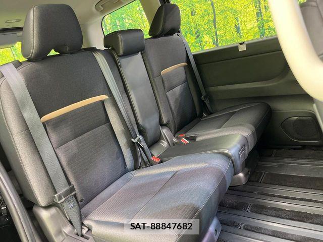 Nissan SERENA 2023-11 8101771-8
